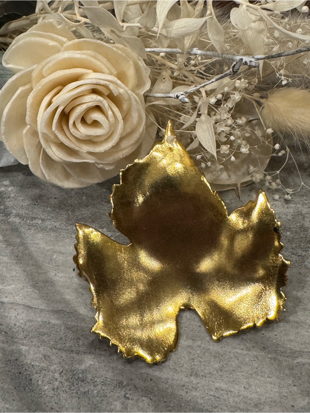 Oscar de la Renta Gold Leaf Brooch